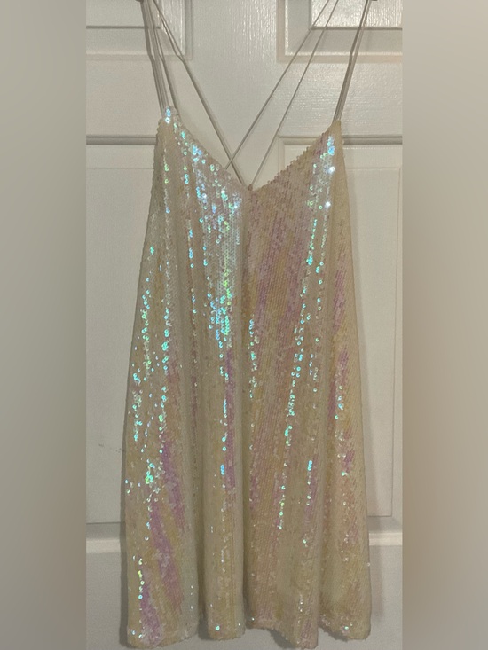 L'ATISTE Dresses & Skirts - L'ATISTE Iridescent Sequin Dress